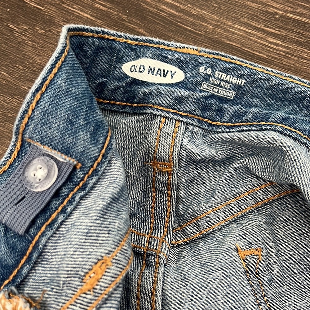 Old Navy High Rise Jeans - Picture 7 of 12